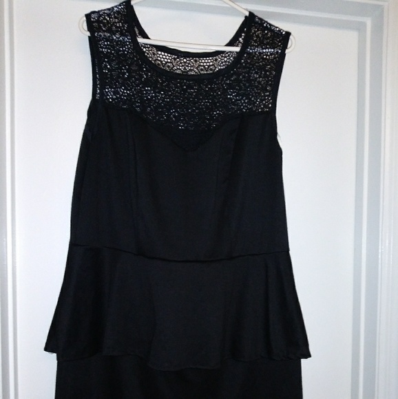 Dresses & Skirts - 💜Peplum Dress💜